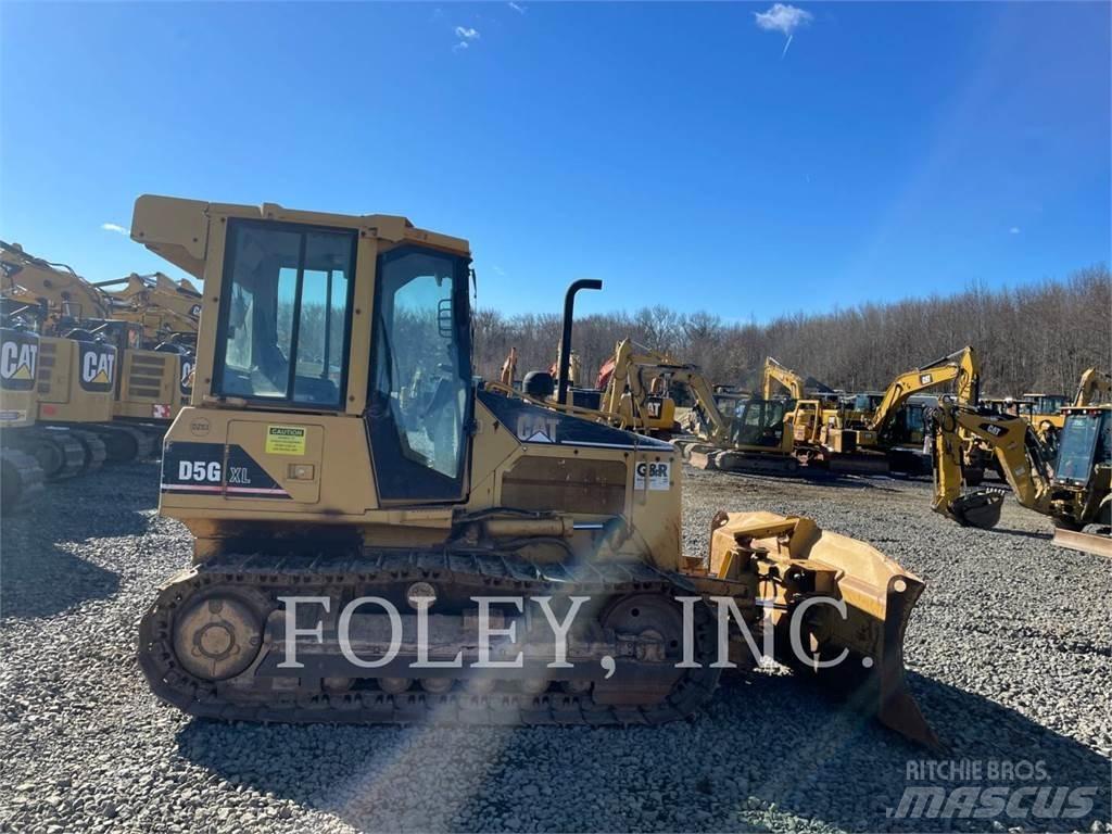 CAT D5G Bulldozer