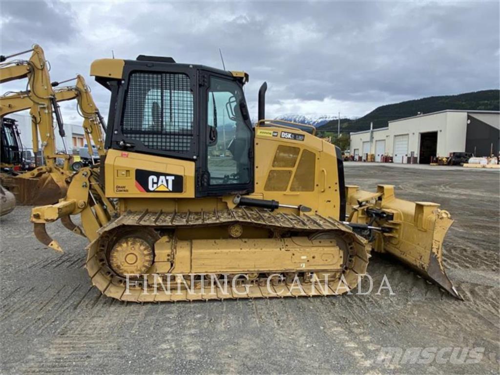 CAT D5K2 Bulldozer