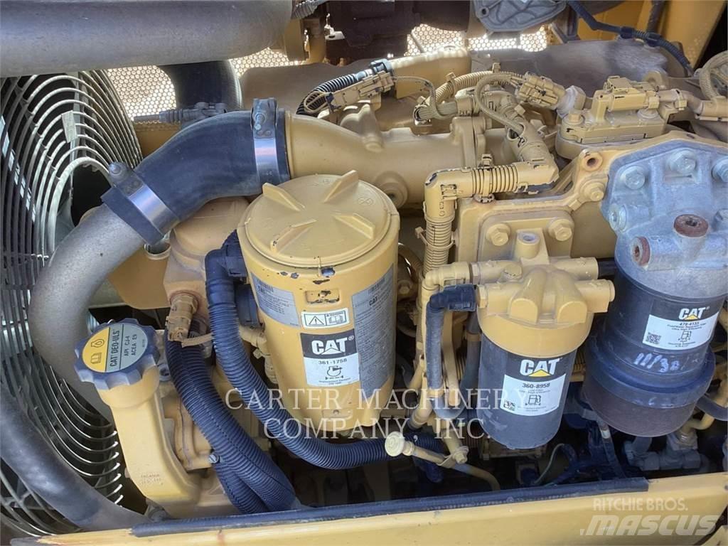 CAT D5K2LGP Bulldozer