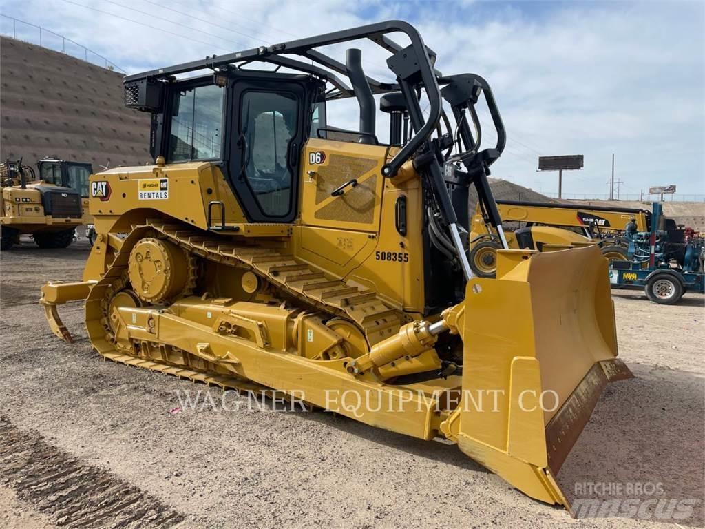 CAT D6 Bulldozer