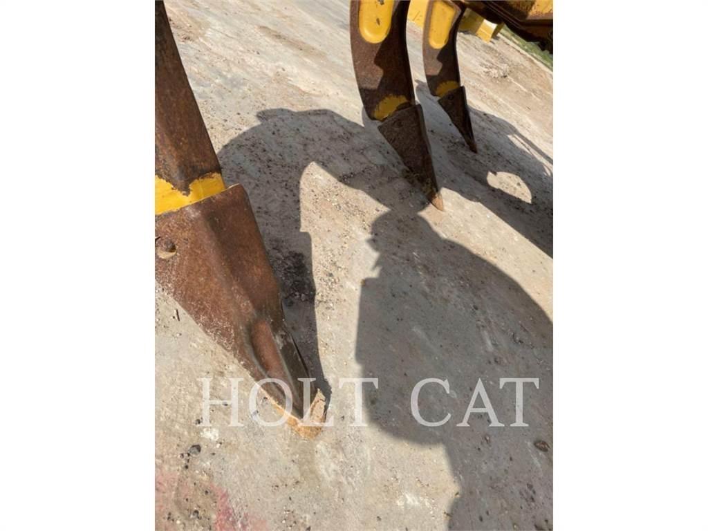 CAT D6 XL Bulldozer