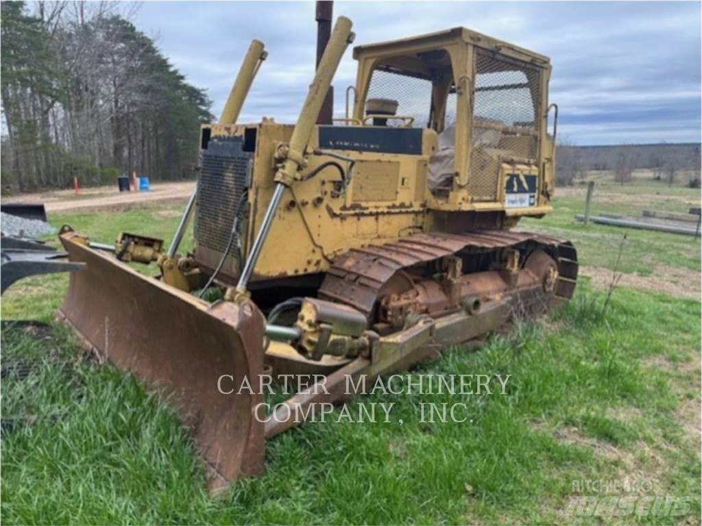 CAT D6D Bulldozer
