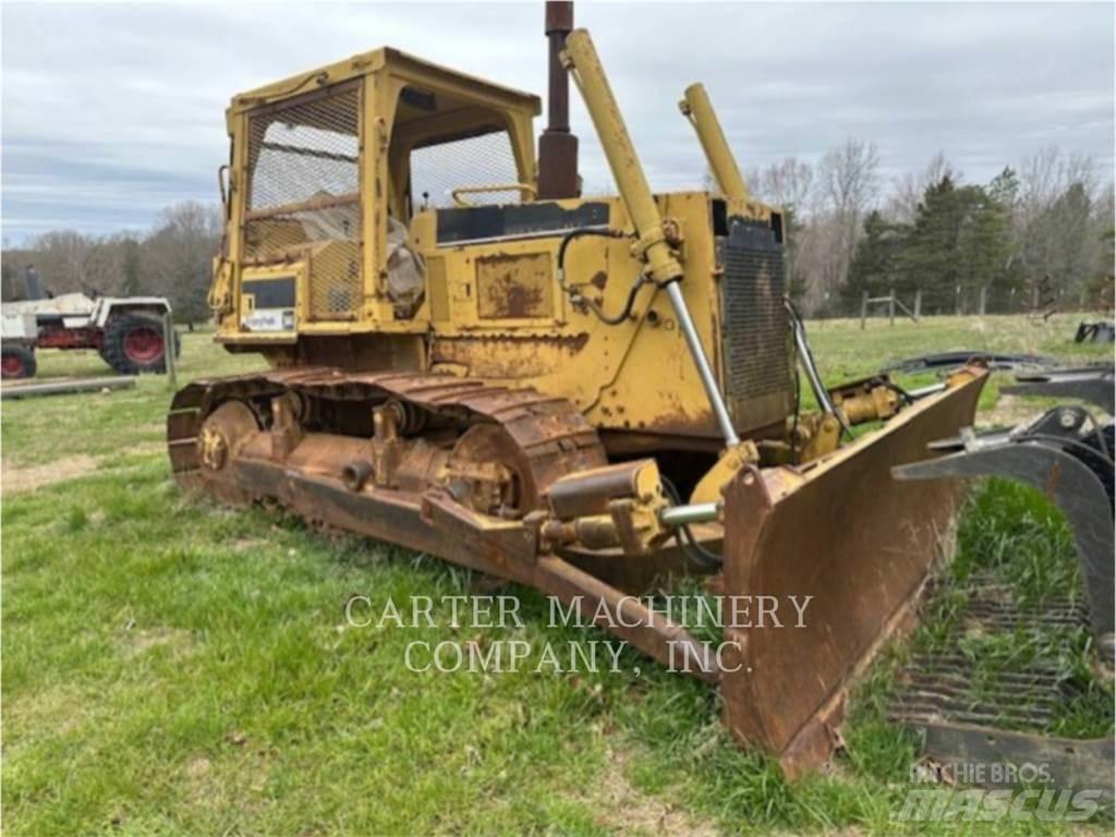 CAT D6D Bulldozer