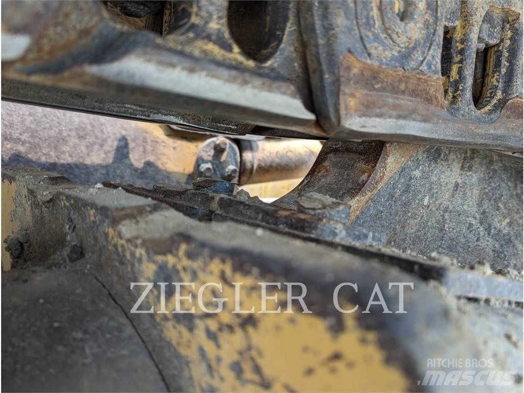 CAT D6N Bulldozer