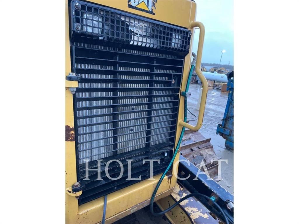 CAT D6N LAND Bulldozer