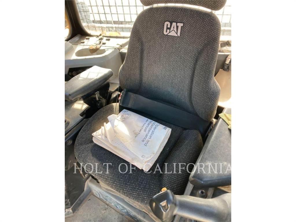 CAT D6T Bulldozer