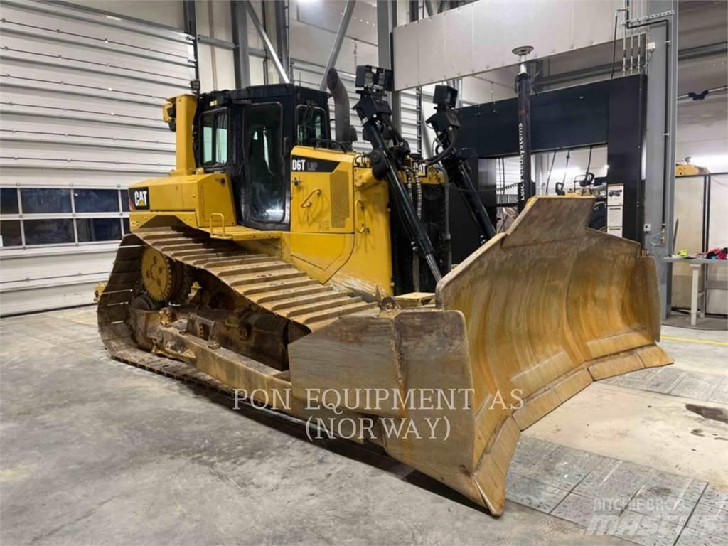 CAT D6T Bulldozer