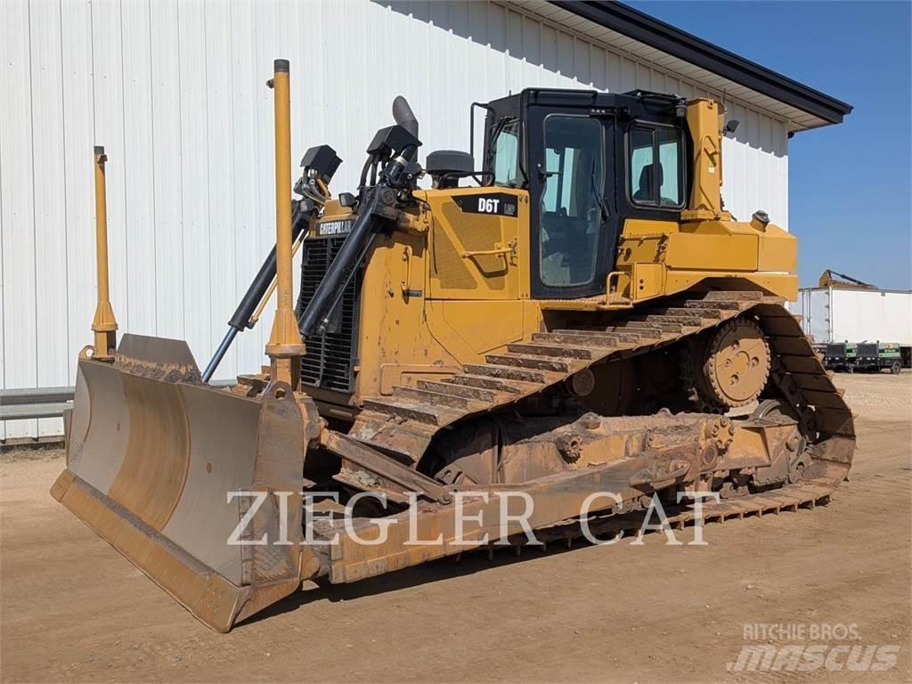 CAT D6T Bulldozer