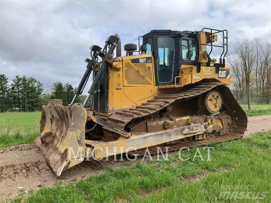 CAT D6T Bulldozer