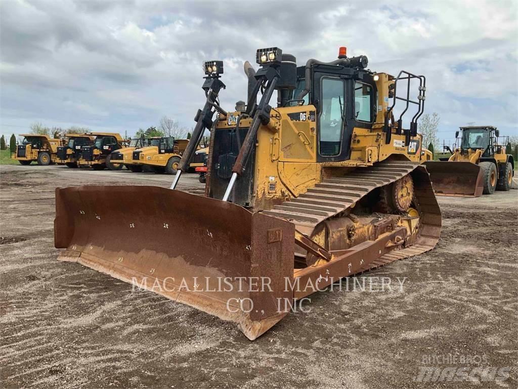 CAT D6T Bulldozer