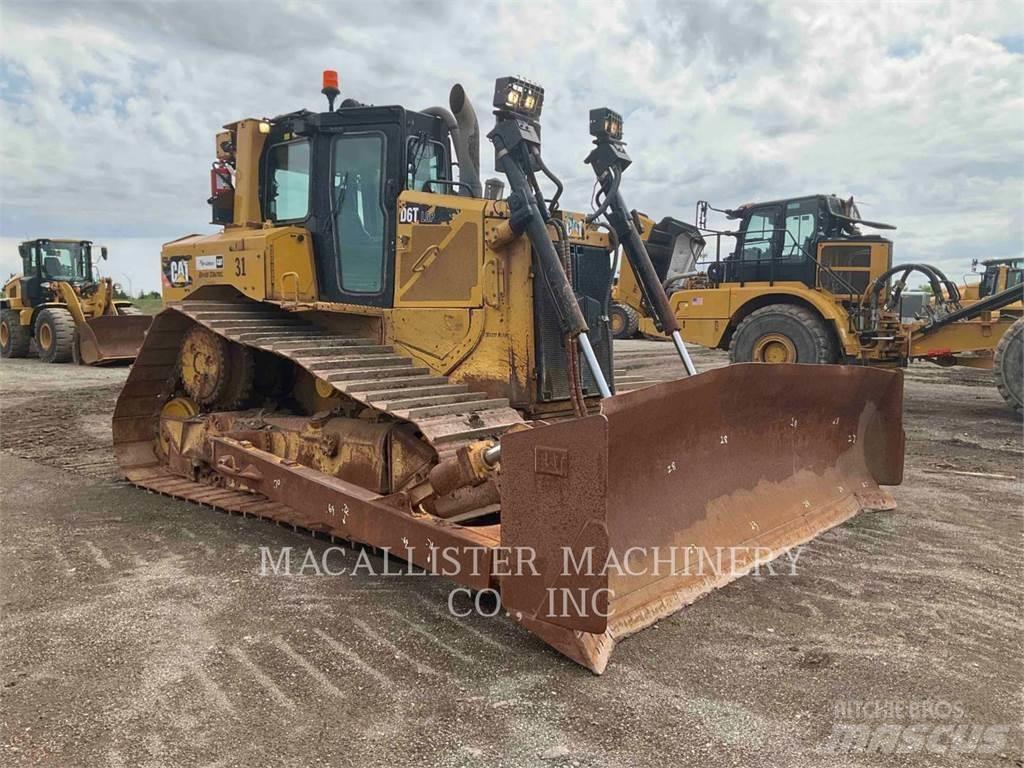 CAT D6T Bulldozer