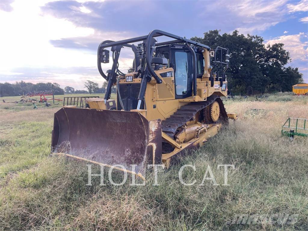CAT D6T Bulldozer