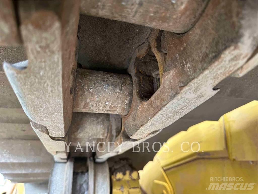 CAT D6T LGP ST Bulldozer