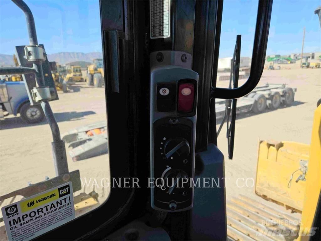 CAT D6T LGPVPT Bulldozer