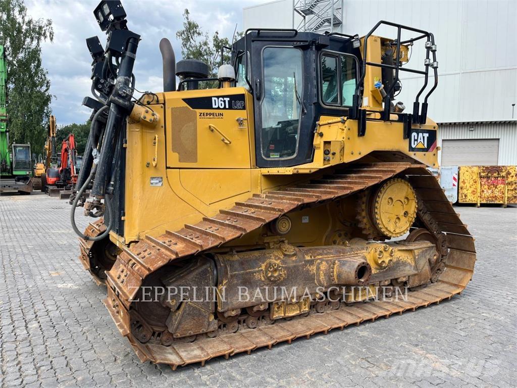 CAT D6TM Bulldozer