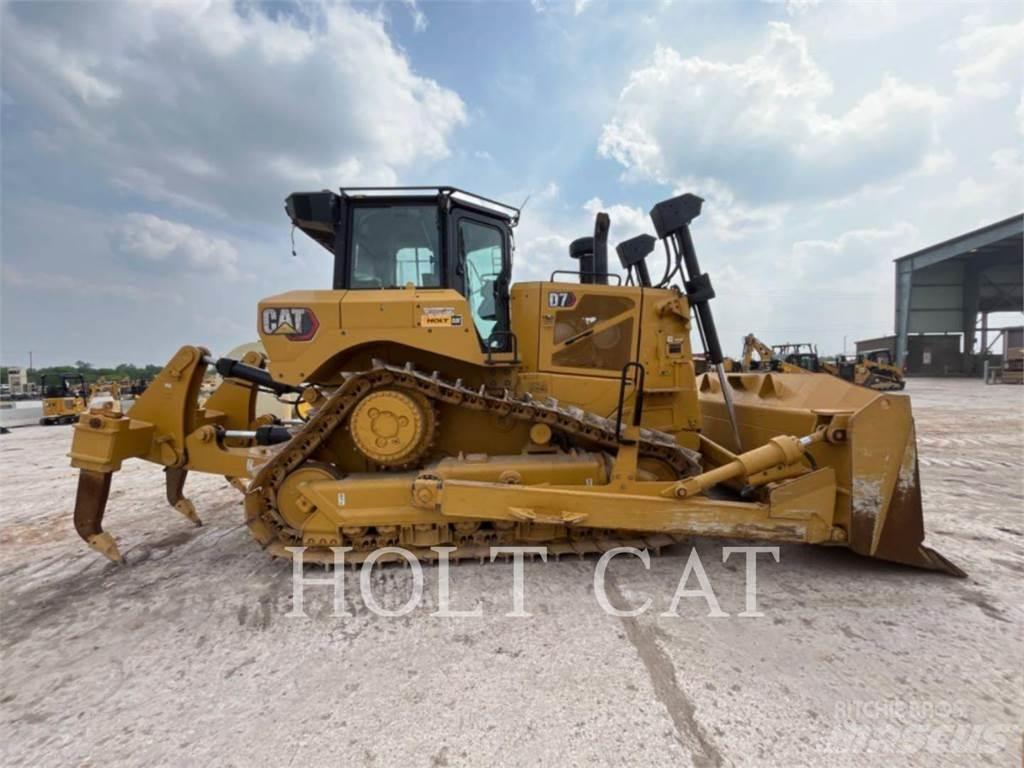 CAT D7 Bulldozer