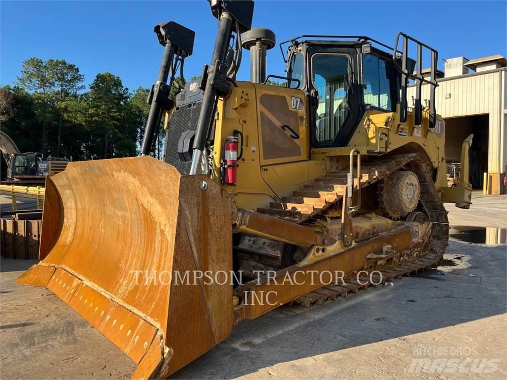CAT D7-17 Bulldozer