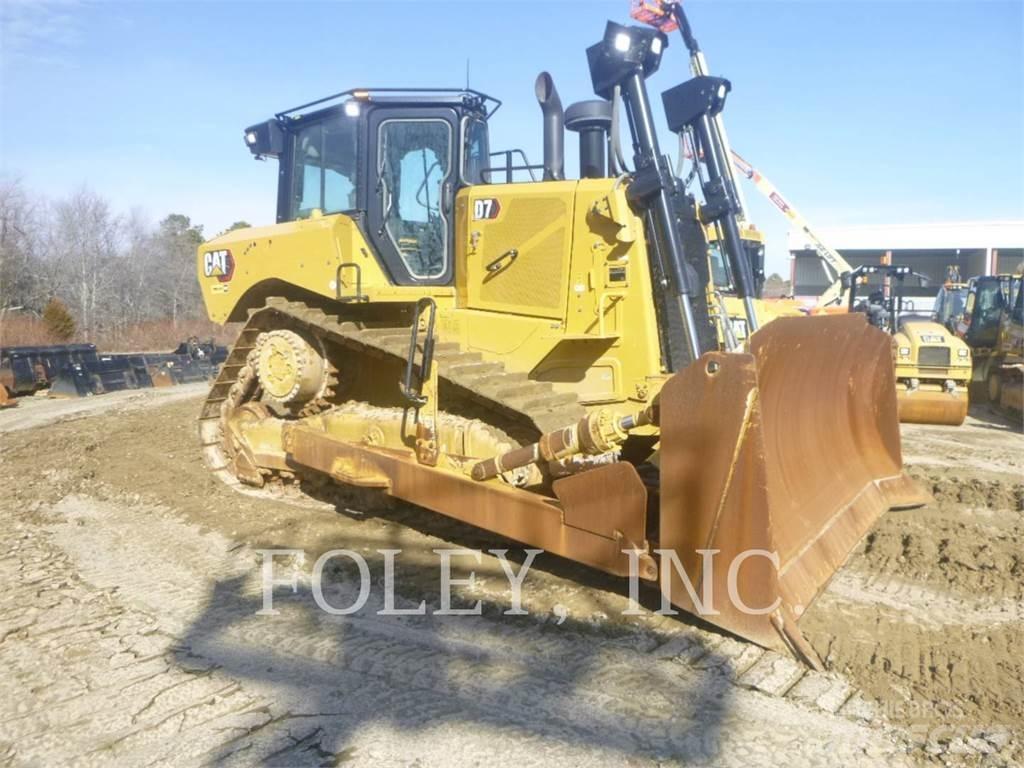 CAT D7-17 Bulldozer