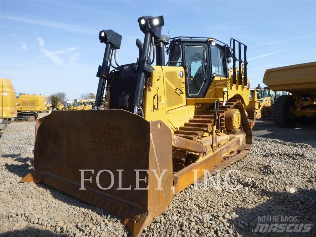 CAT D7-17 Bulldozer