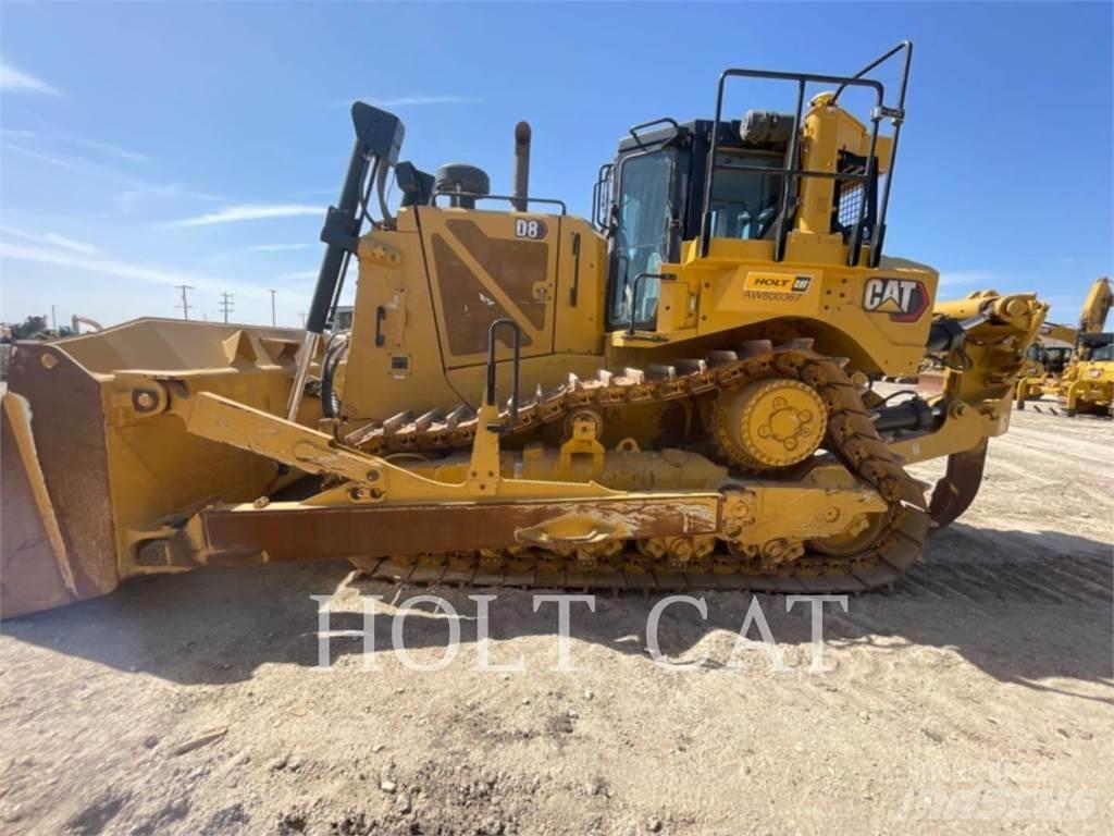 CAT D8 Bulldozer
