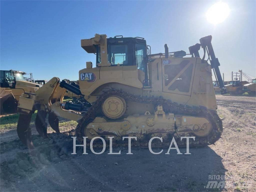 CAT D8 Bulldozer