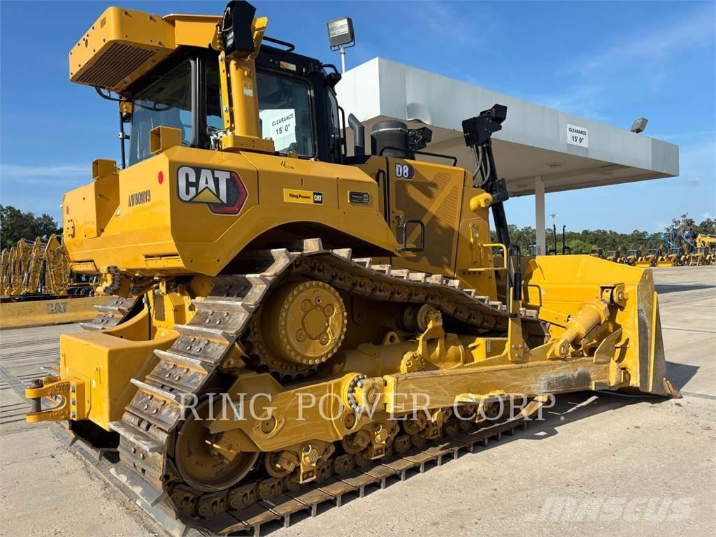 CAT D8 Bulldozer