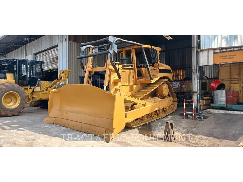 CAT D8N Bulldozer