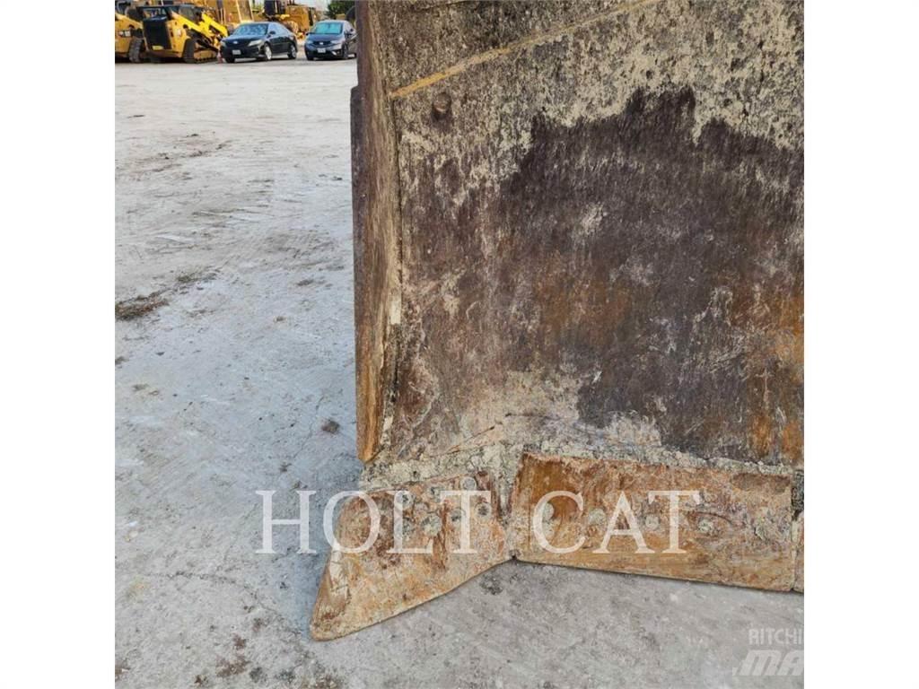 CAT D8T Bulldozer