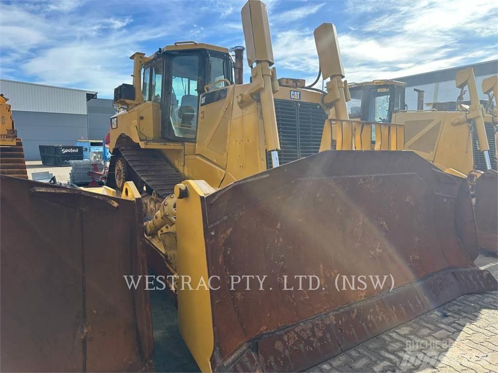 CAT D8T Bulldozer