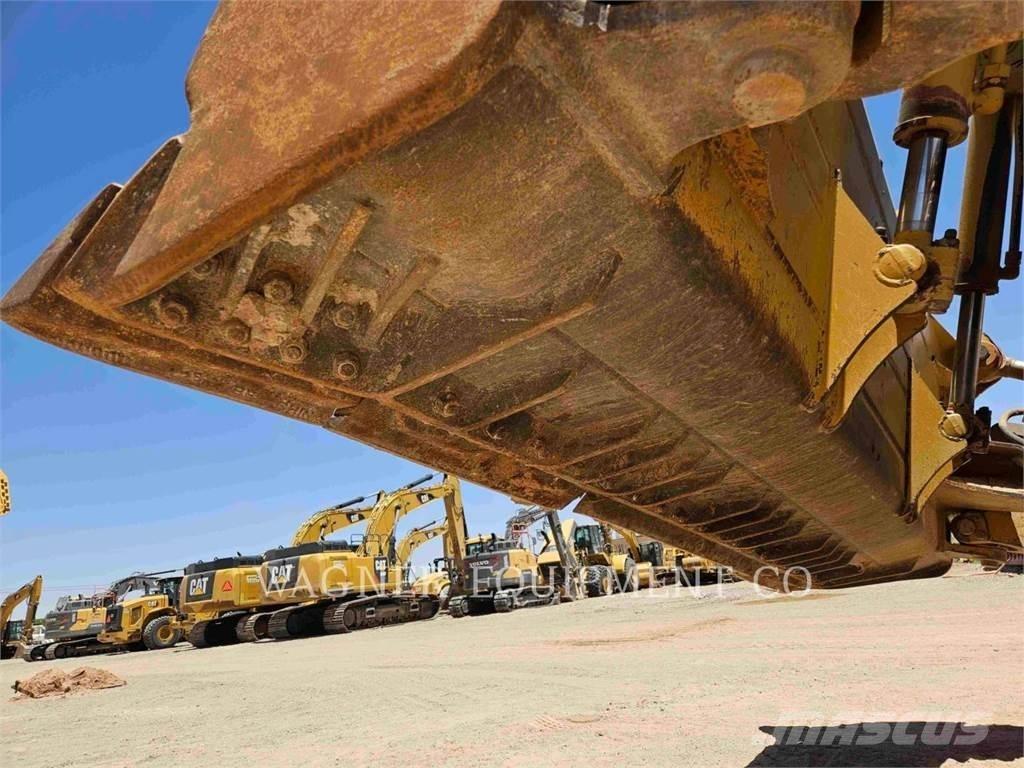 CAT D8T Bulldozer