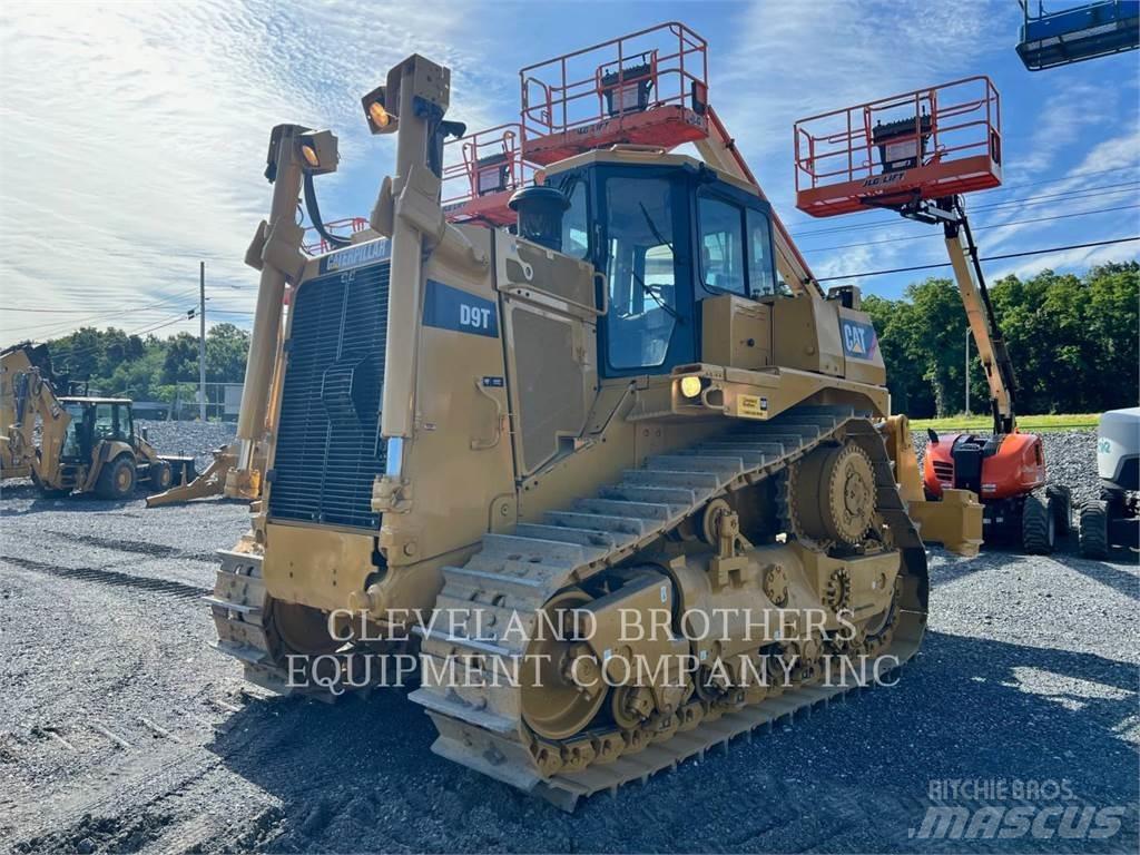 CAT D9T Bulldozer