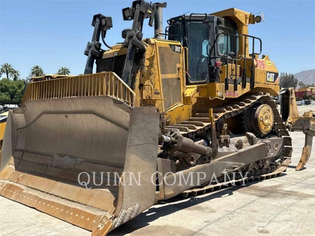 CAT D9T Bulldozer