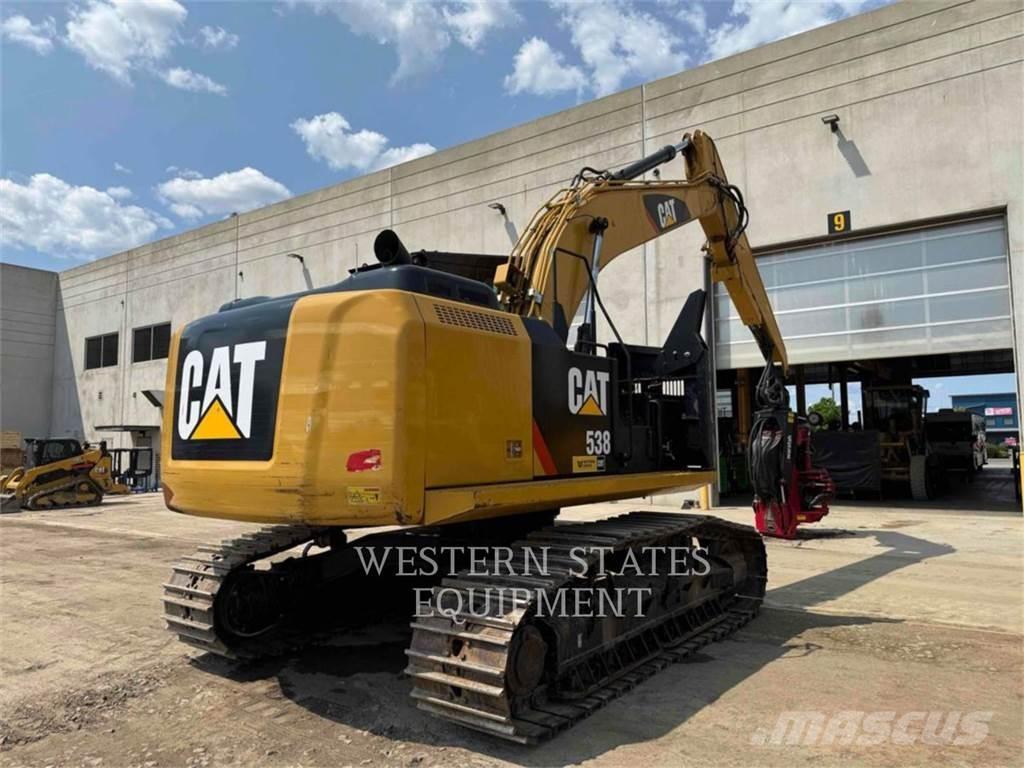 CAT FM538 Forsttraktoren