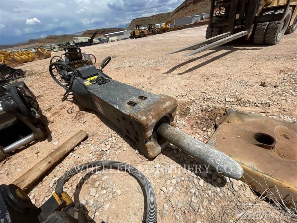 CAT HM 320 130 Hammer / Brecher