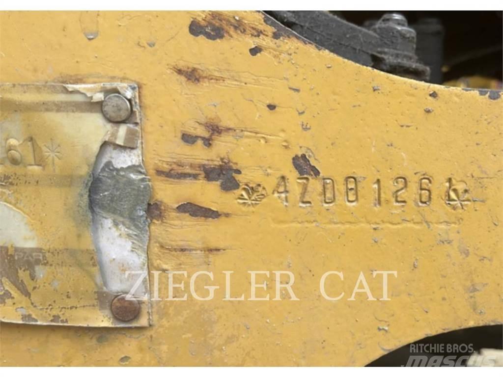 CAT IT18B Radlader