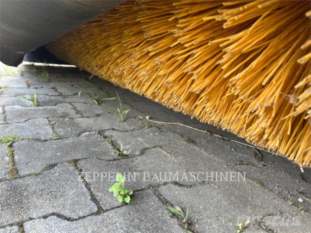 CAT KEHRMASCHINE BU118 Bürsten