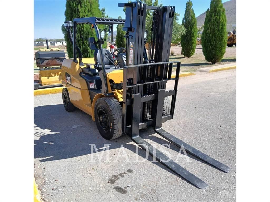 CAT LIFT TRUCKS DP50NM1 Diesel Stapler