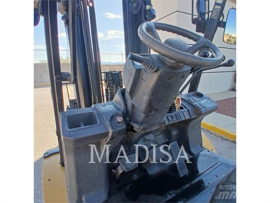 CAT LIFT TRUCKS DP50NM1 Diesel Stapler