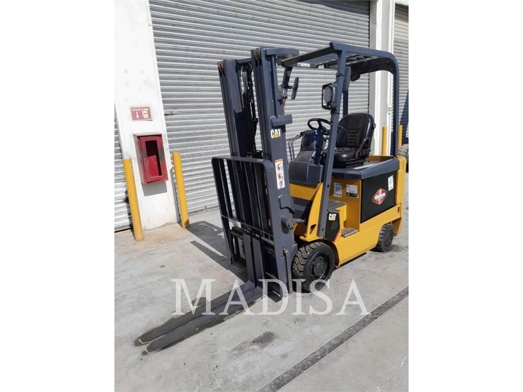 CAT LIFT TRUCKS E3500 Andere Gabelstapler