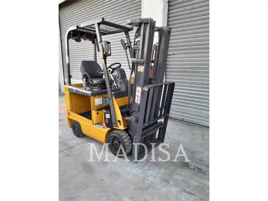 CAT LIFT TRUCKS E3500-AC Andere Gabelstapler