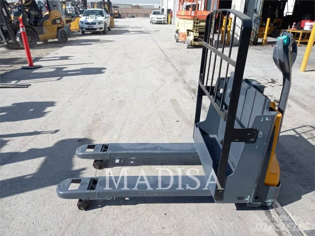 CAT LIFT TRUCKS EJE120E Andere Gabelstapler