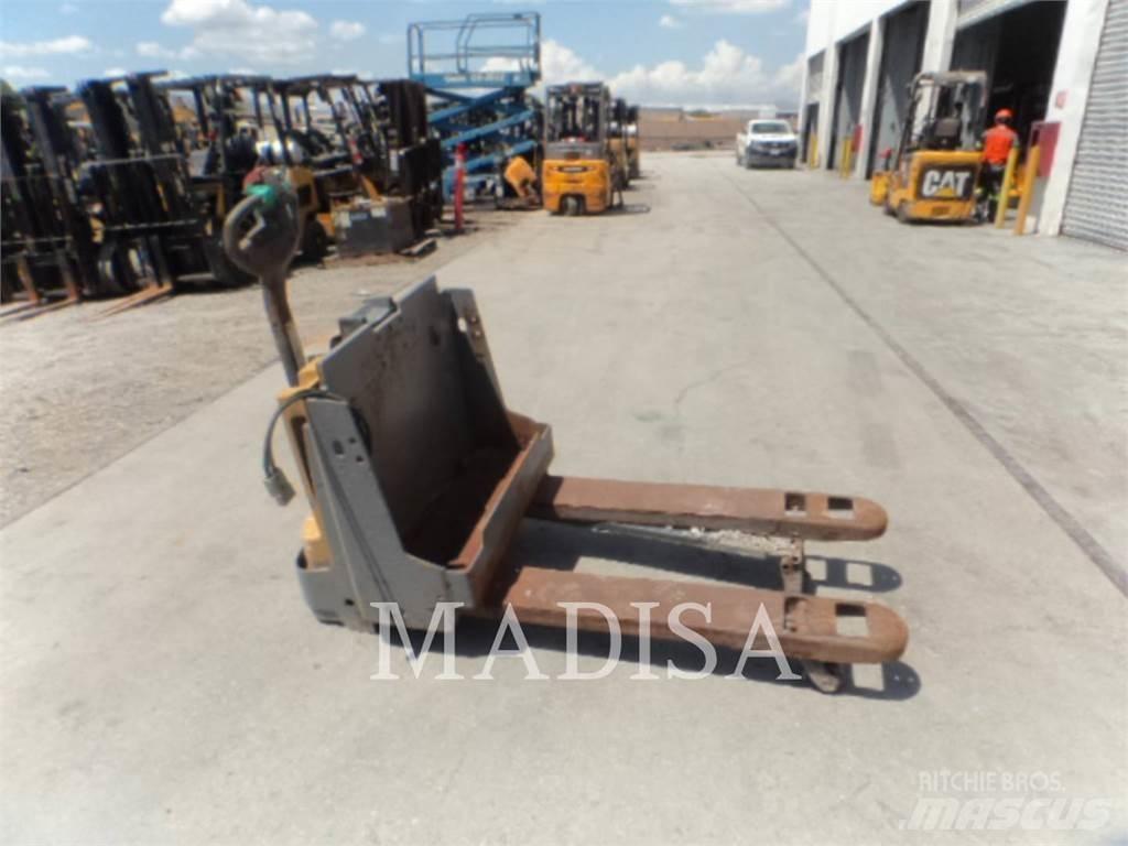 CAT LIFT TRUCKS EJE120E Andere Gabelstapler