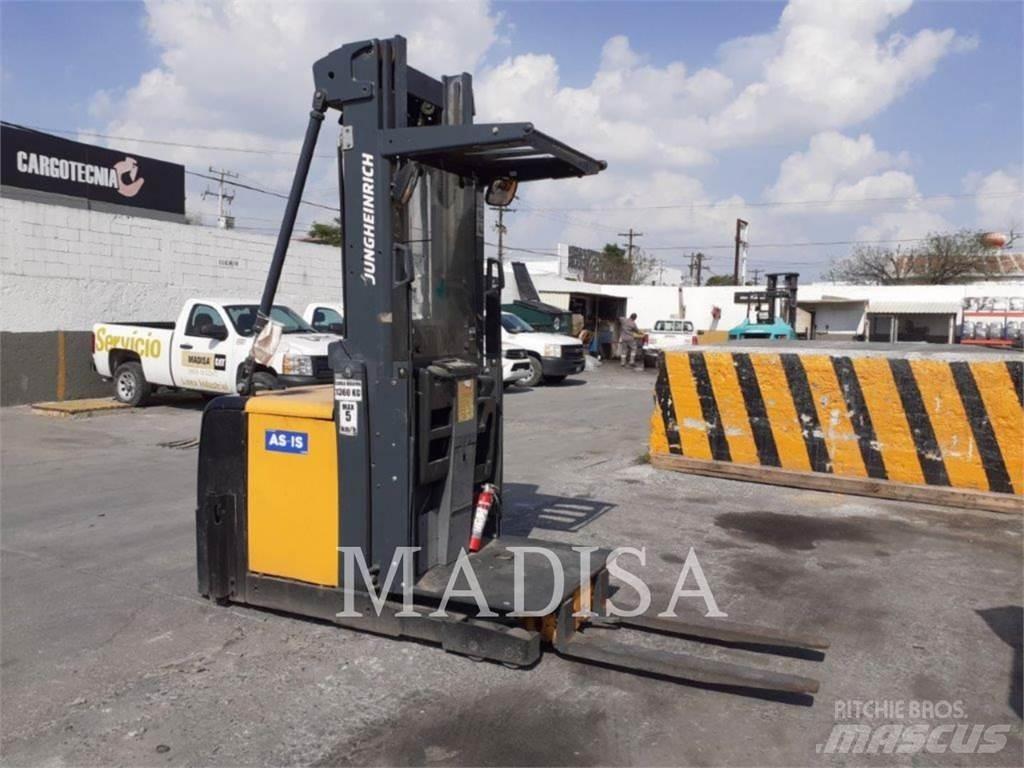 CAT LIFT TRUCKS EKS308 Elektro Stapler