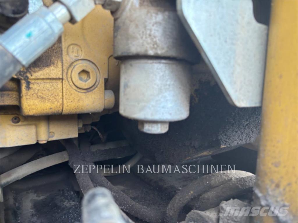 CAT M317F Mobilbagger