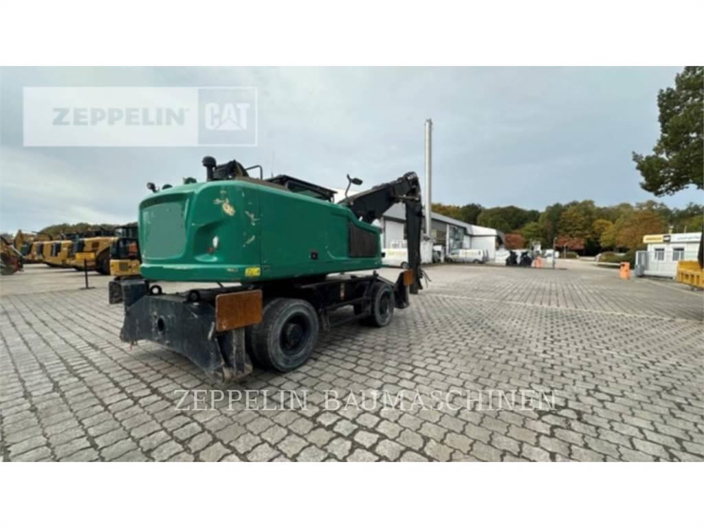 CAT MH3024-06C Abrissbagger
