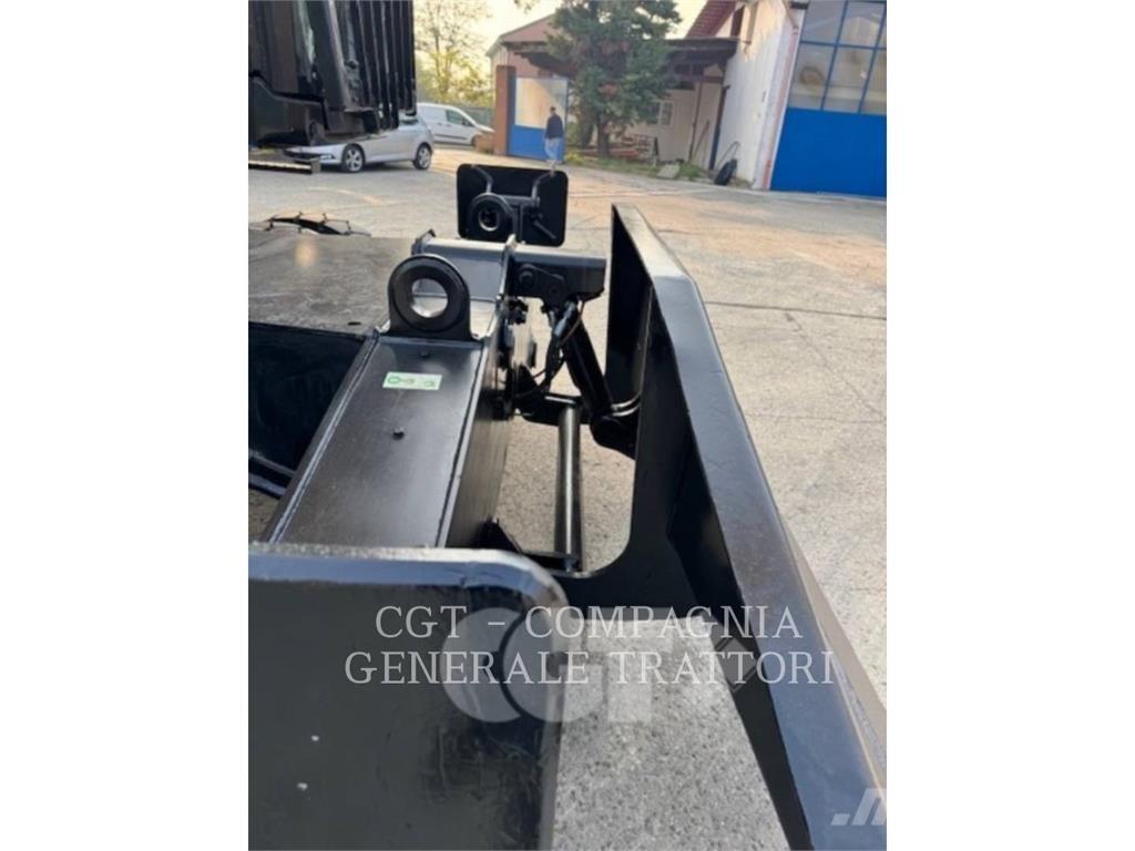 CAT MH3024NG Mobilbagger