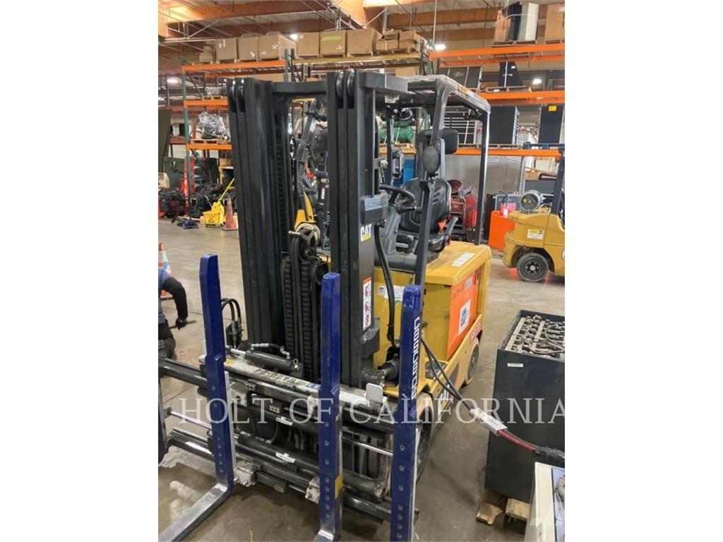 CAT MITSUBISHI EC30N2 Elektro Stapler