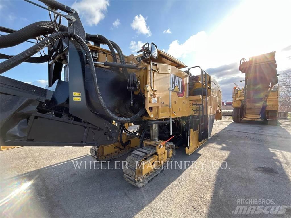 CAT PM822 Asphaltfräsen
