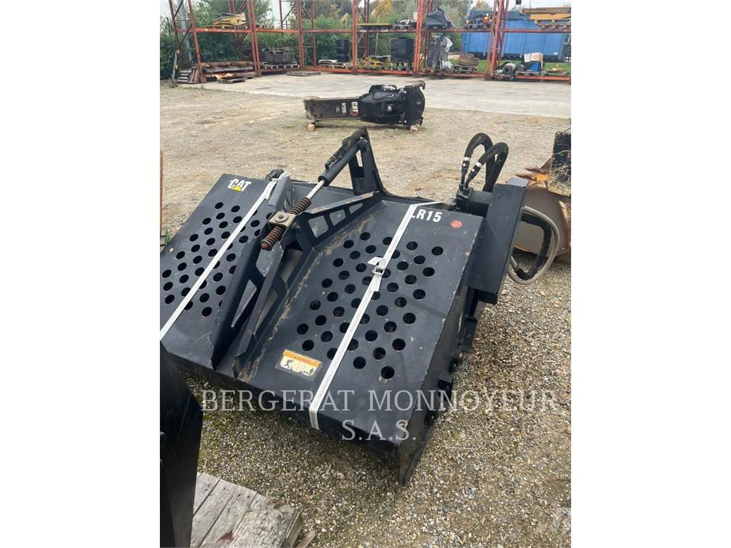 CAT RATEAU PAYSAGE/LR15 Sonstige Baumaschinen