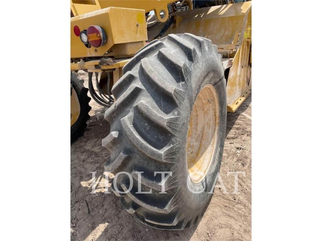 CAT RM400 Asphalt-Recycler